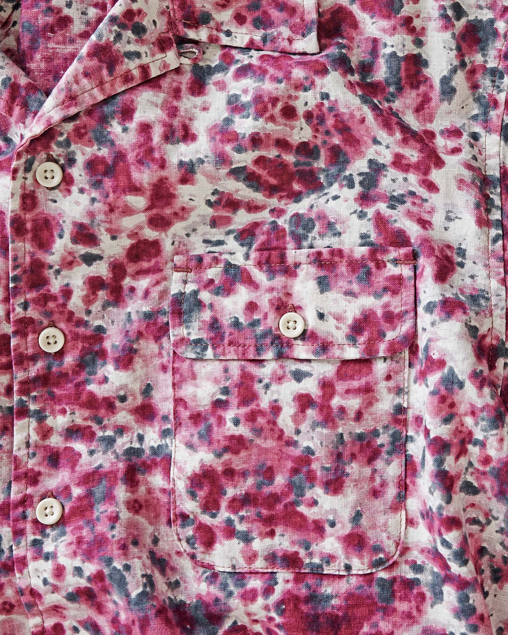 The Short Sleeve Carter in Hibiscus
